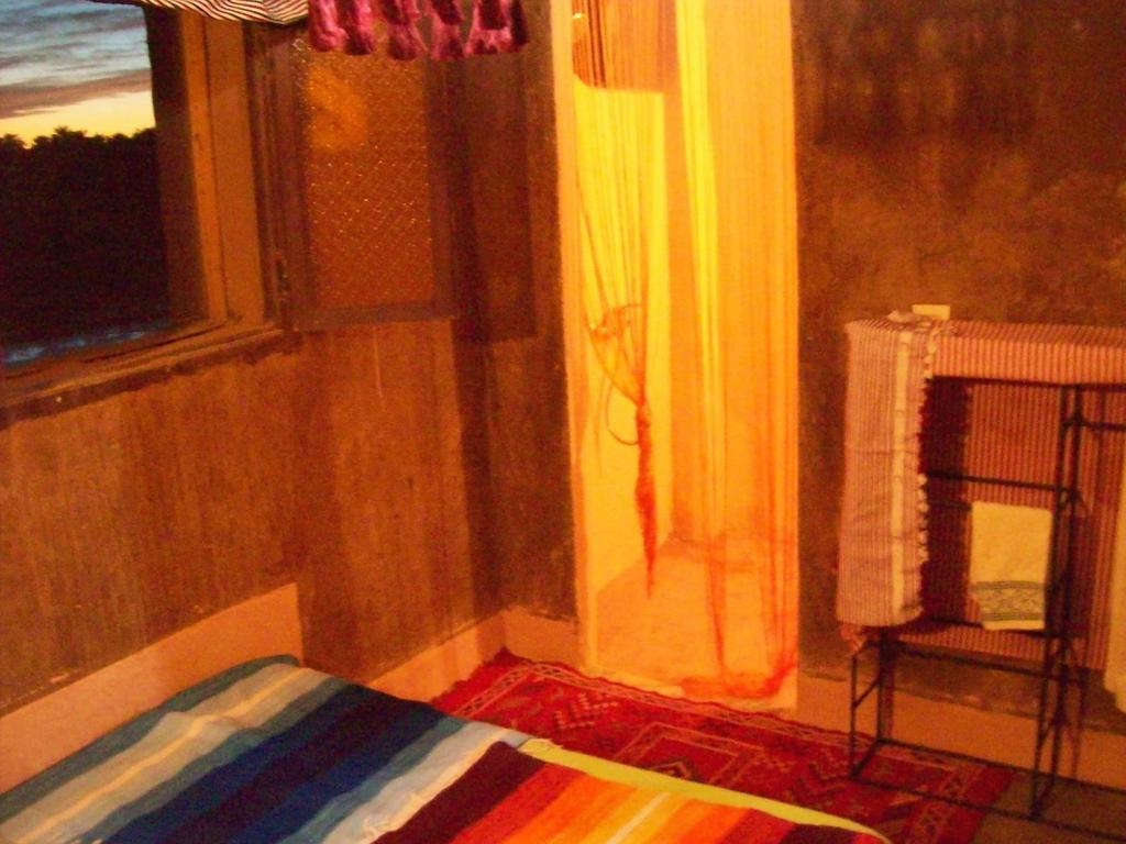 Auberge Toda Kasbah Tinfou Zaouia de Sidi el Mokhtar Ben Ali Exterior photo